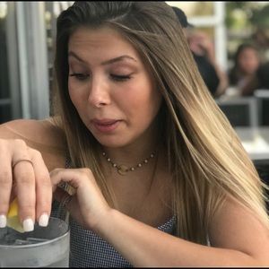 Meet your Posher, Tabitha